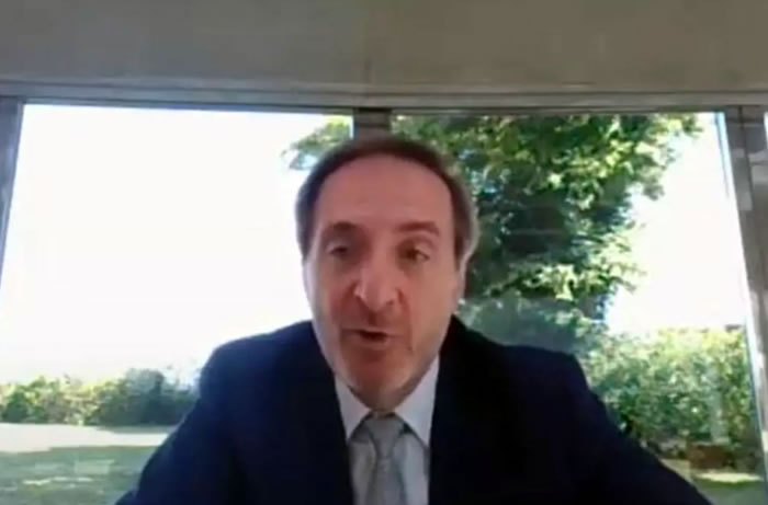 Premio a la Diplomacia Comprometida para el embajador de Suiza en Cuba durante el 11J